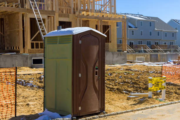 Porta potty delivery and setup in Double Oak, TX